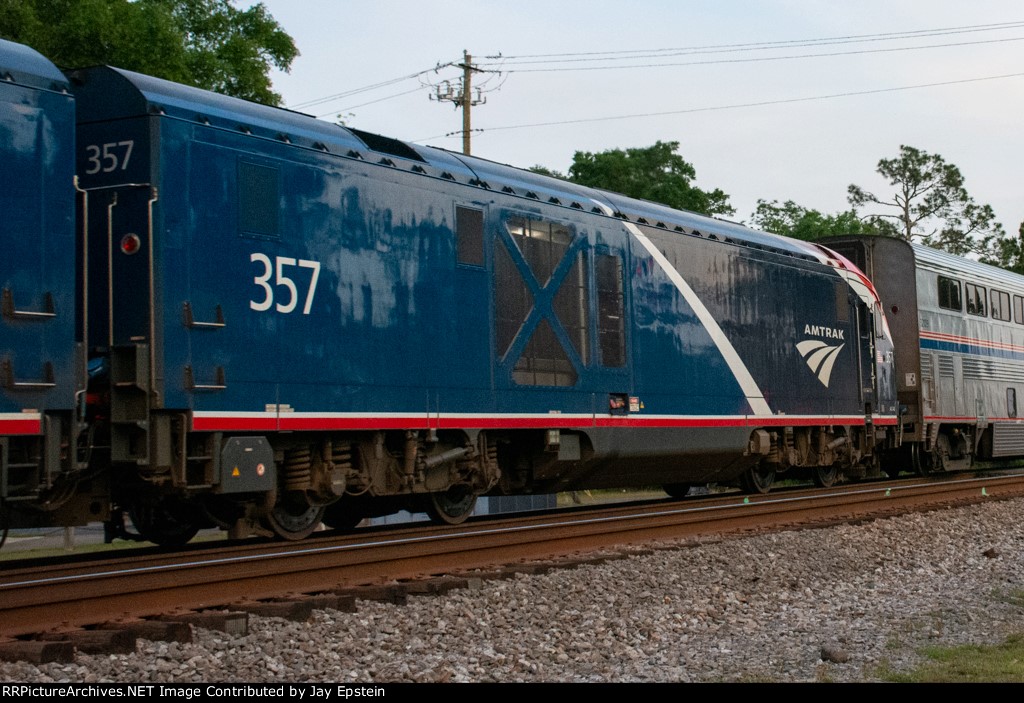 AMTK 357 trails on the northbound Auto Train 